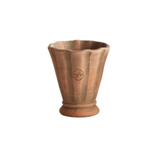 Load image into Gallery viewer, terracotta pots
small pots
small planters
small space decor
decor for small space
terracotta planters
planter set
