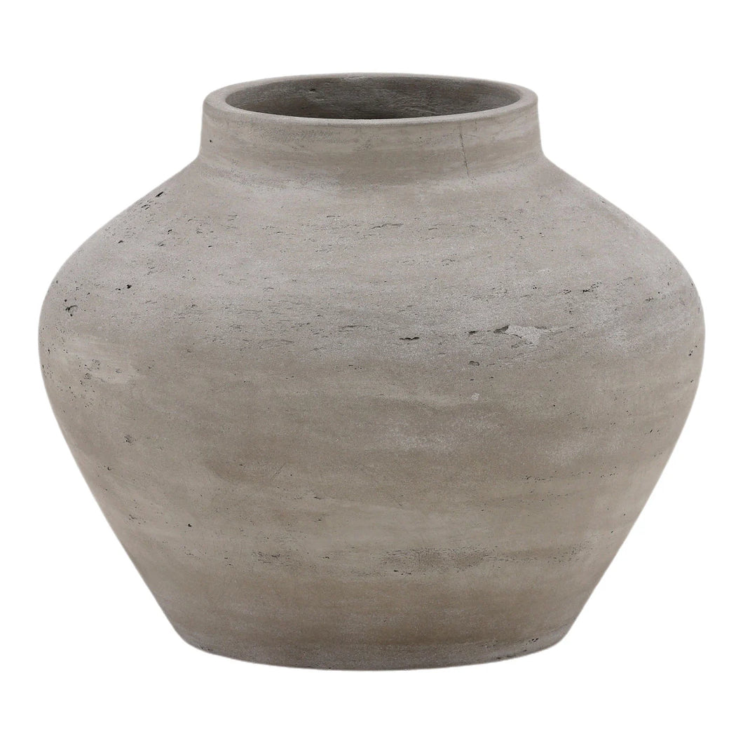 outdoor vase
cement vase
natural grey vase
modern garden décor
minimalist outdoor vessel
patio planter
cement garden vase
decorative outdoor vase
durable outdoor décor
grey cement planter
contemporary garden accent
sculptural outdoor vase
timeless patio décor
modern outdoor styling
weather-resistant vase